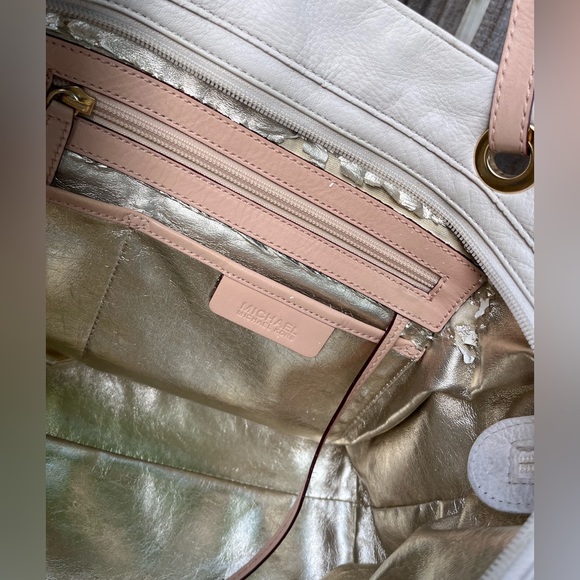 Michael Kors Leather Jet Set Tote - Picture 13 of 13